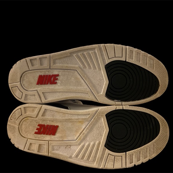 Air Jordan 3 Retro SE - Size 9.5 - White/Fire Red Denim - Picture 7 of 7